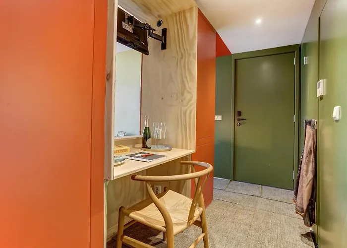 Отель Stadshotel Steegoversloot