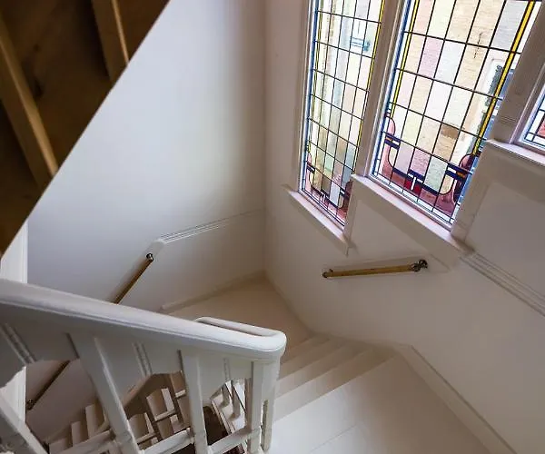 Stadshotel Steegoversloot Hotel *