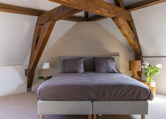 Stadshotel Steegoversloot