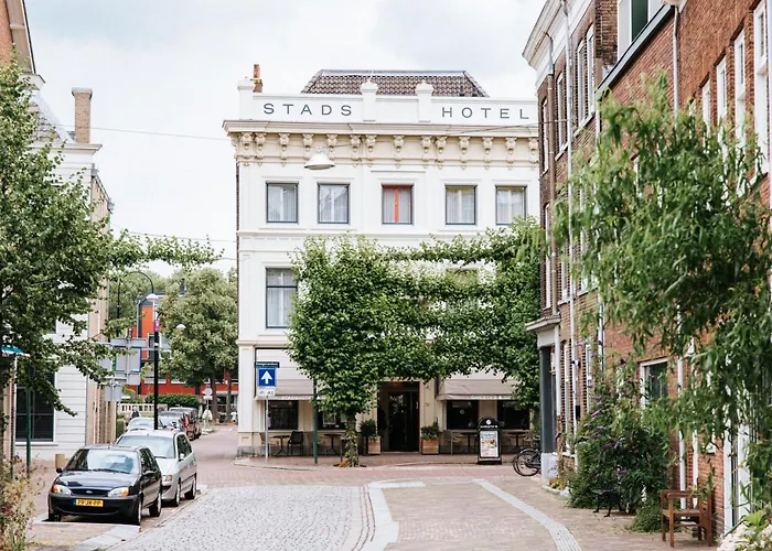 Отель Stadshotel Steegoversloot Дордрехт