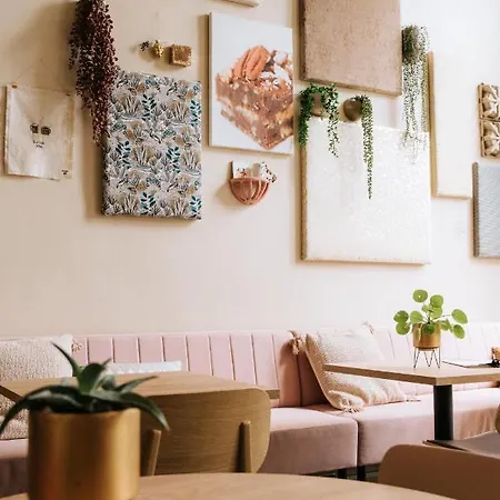 Stadshotel Steegoversloot